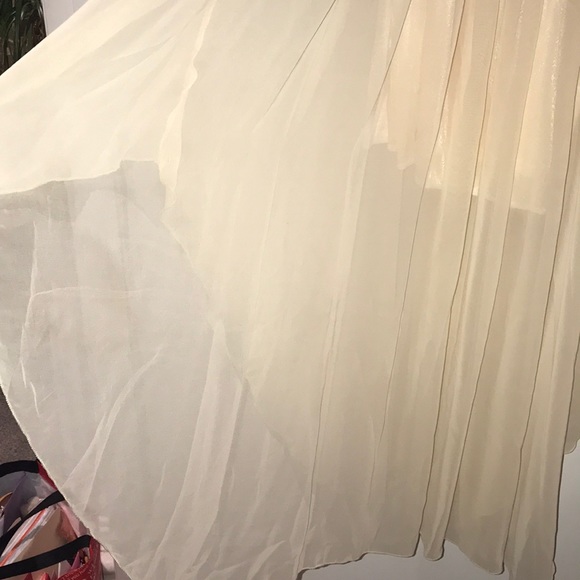 Maxi dress with short sides. - Picture 3 of 6